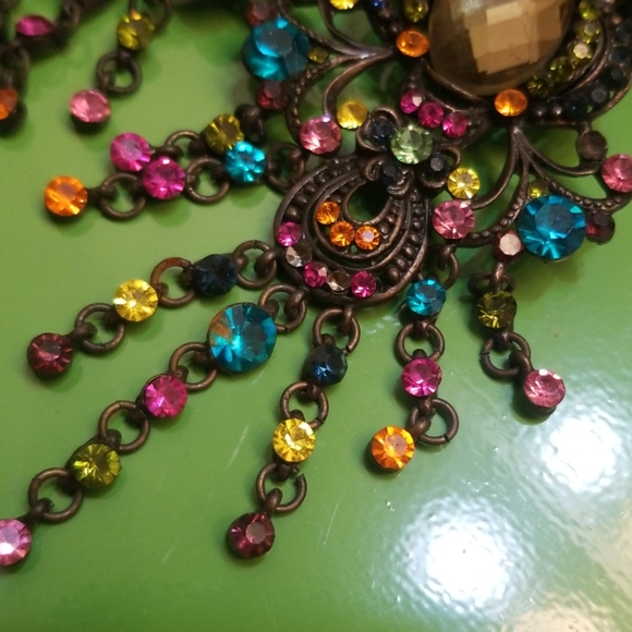 Earrings - Picture 3 of 6